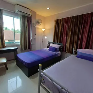 168hostel-airportphuket.khao-lakhotels.com/