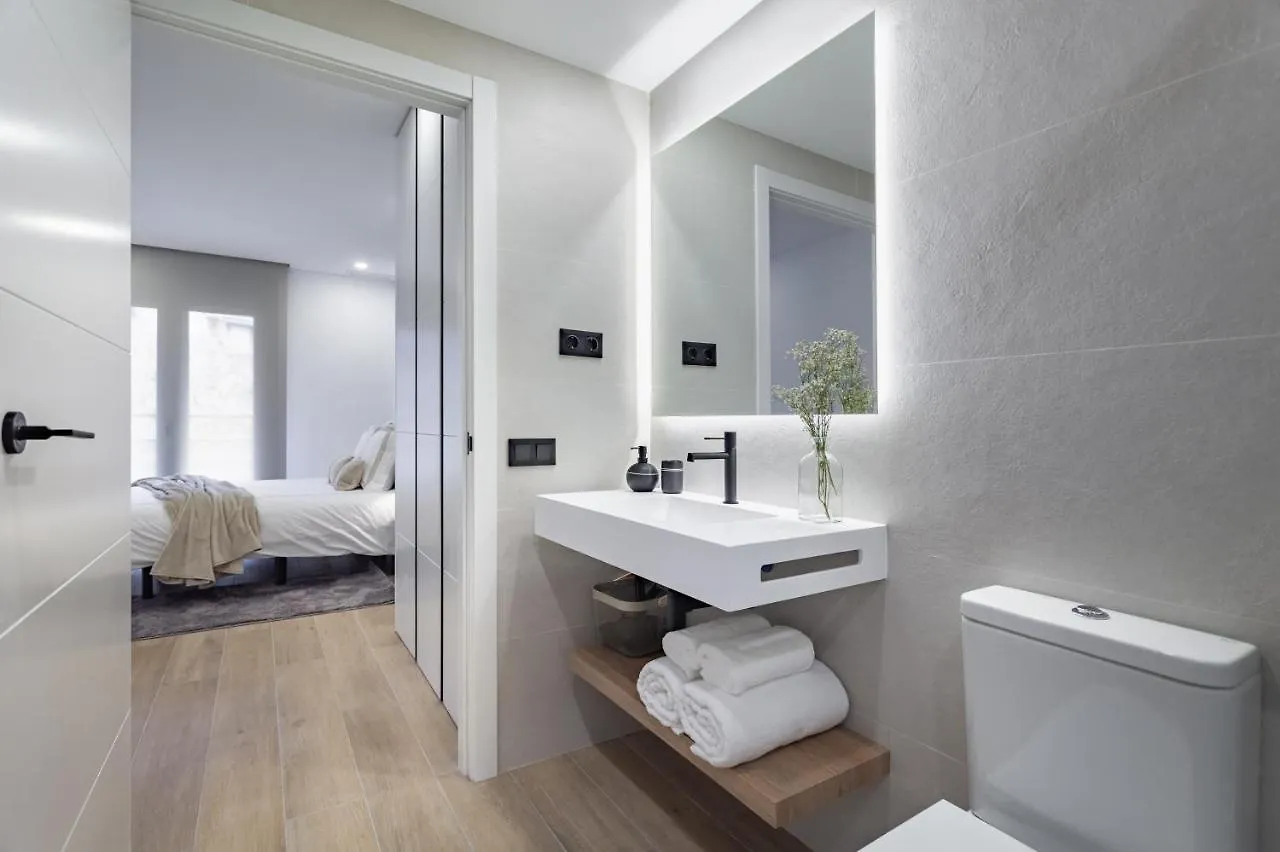 Apartsnoubcn Equador Les Corts Barcelona