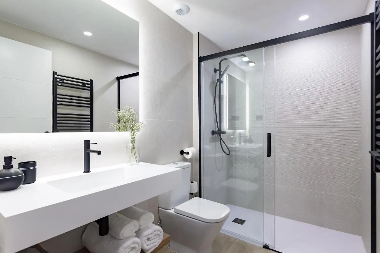 Apartsnoubcn Equador Les Corts